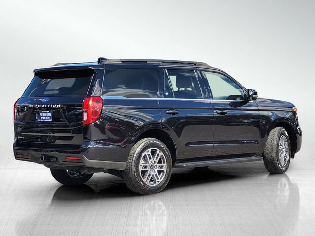 Certified 2025 Ford Expedition Active image 3