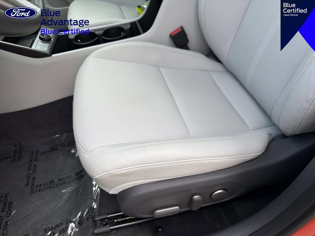 Used 2024 Hyundai Kona Limited FWD image 17