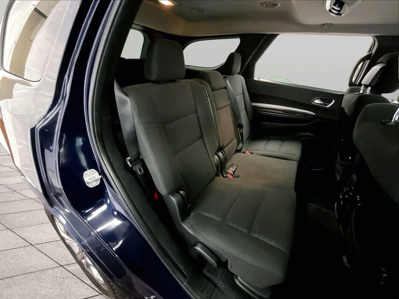 Used 2018 Dodge Durango SXT w/ Quick Order Package 2BB AWD/4WD image 26