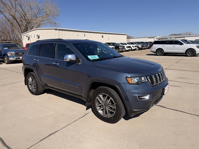 Used 2020 Jeep Grand Cherokee Limited AWD/4WD image 1