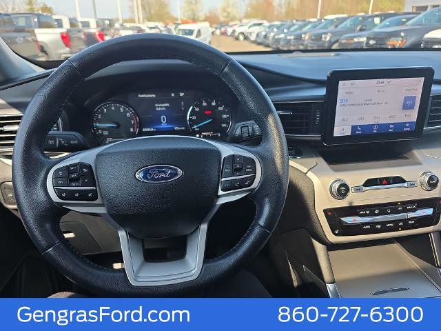 Certified 2022 Ford Explorer XLT w/ Equipment Group 202A AWD/4WD image 24