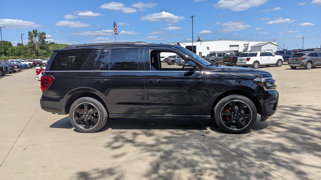 Certified 2023 Ford Expedition Limited AWD/4WD image 2