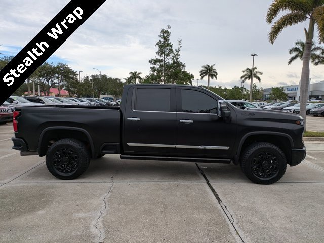 Used 2024 Chevrolet Silverado 2500 High Country w/ High Country Premium Package image 5