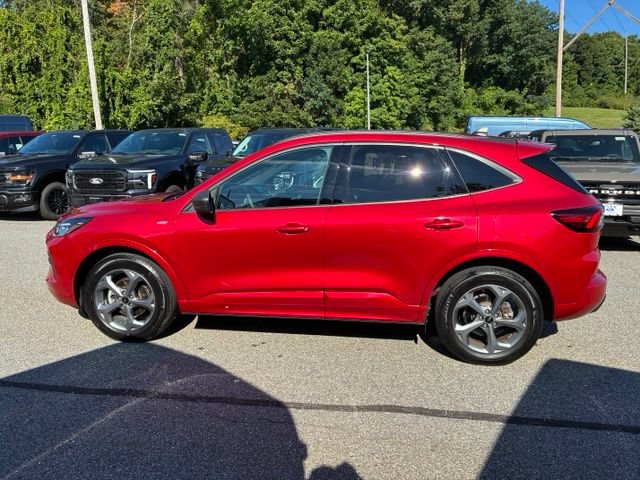 Certified 2023 Ford Escape ST-Line w/ Tech Pack #1 AWD/4WD image 9