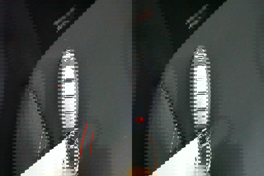 Used 2023 Nissan Frontier PRO-4X w/ Pro Convenience Package image 23