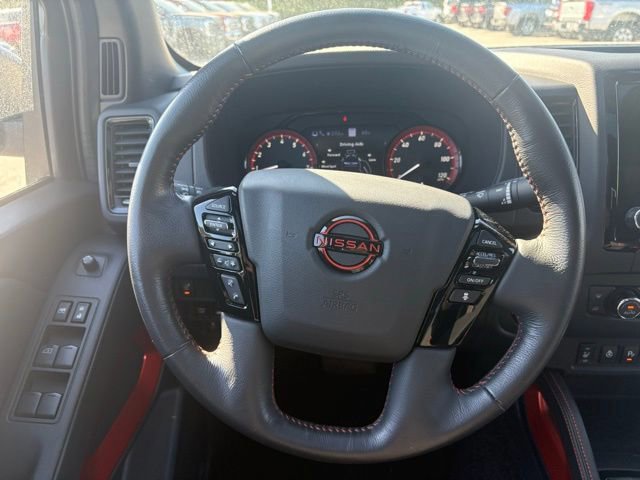 Used 2022 Nissan Frontier PRO-4X AWD/4WD image 14