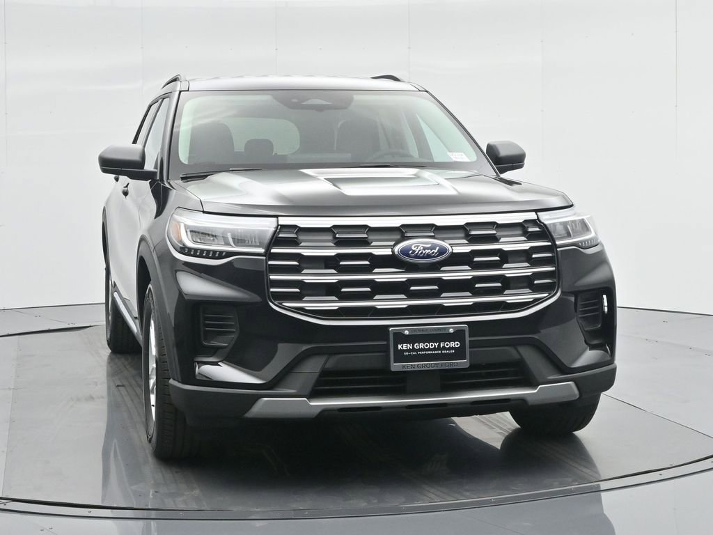 Certified 2025 Ford Explorer Active image 58