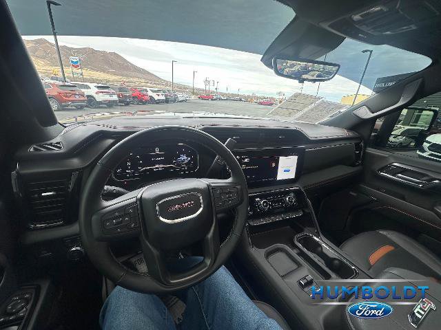 Used 2024 GMC Sierra 2500 AT4 w/ AT4 Premium Plus Package image 21