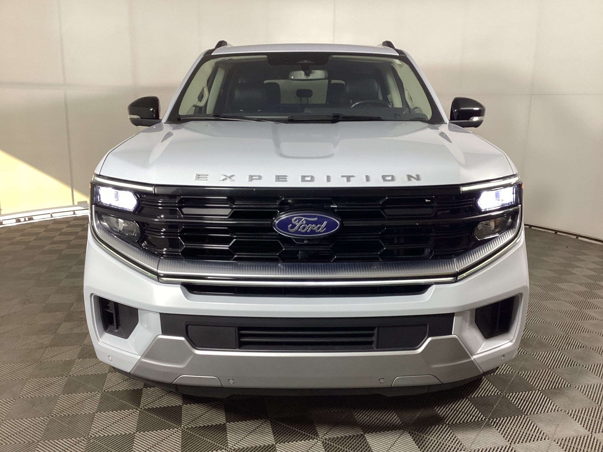 Certified 2025 Ford Expedition Max Platinum AWD/4WD image 6