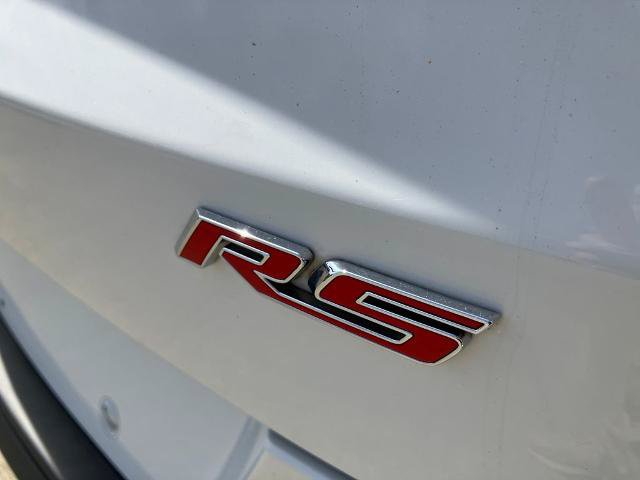 Used 2023 Chevrolet TrailBlazer RS w/ Sun and Liftgate Package FWD image 11