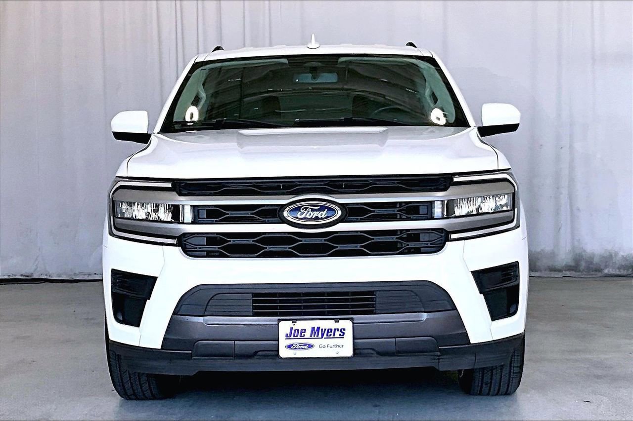Certified 2023 Ford Expedition XLT image 7