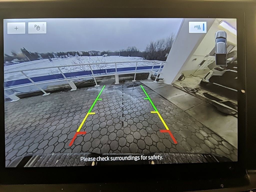 Certified 2022 Ford F150 XLT w/ Equipment Group 302A High image 18