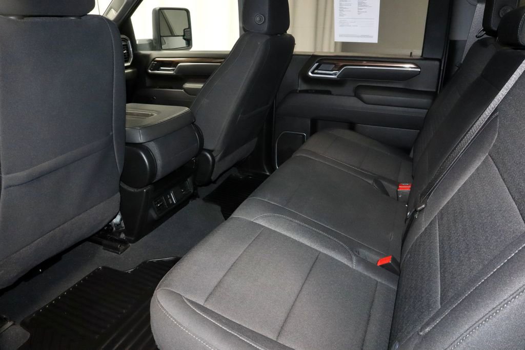 Used 2025 Chevrolet Silverado 2500 LT w/ Convenience Package AWD/4WD image 21