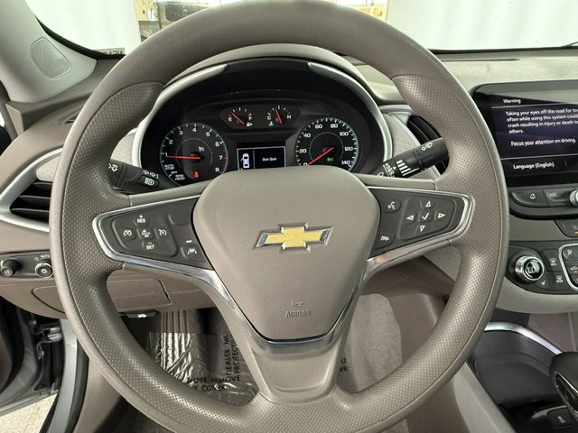 Used 2024 Chevrolet Malibu LT FWD image 15