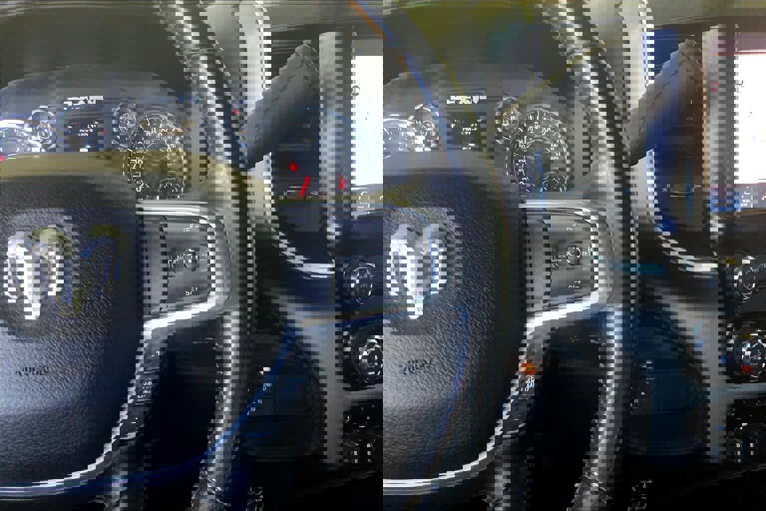 Used 2024 RAM 3500 Big Horn image 23