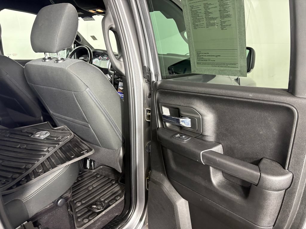 Used 2021 RAM 1500 Warlock AWD/4WD image 30