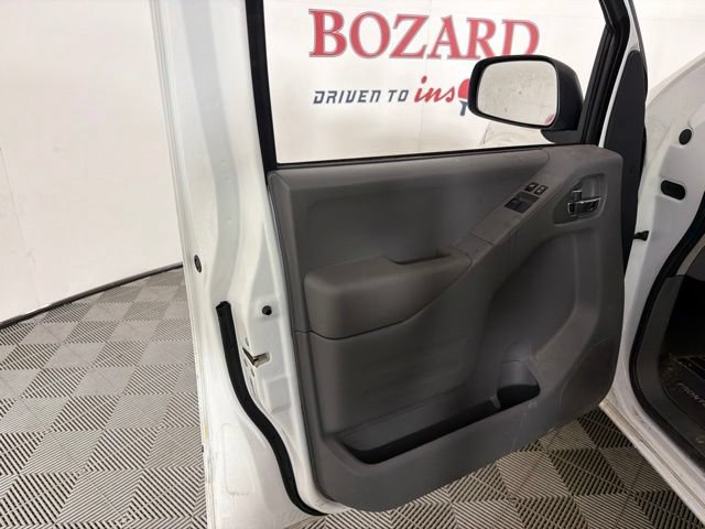 Used 2020 Nissan Frontier S w/ S Utility Package RWD image 14
