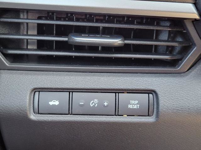 Used 2024 Nissan Altima 2.5 SV image 25