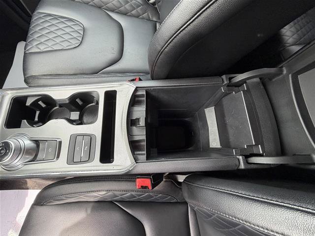 Certified 2024 Ford Edge Titanium AWD/4WD image 30