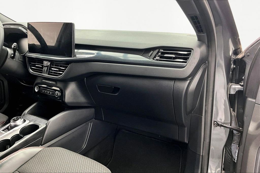 Certified 2024 Ford Escape ST-Line w/ Tech Pack #1 image 17