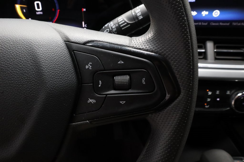 Used 2024 Chevrolet Trax LT image 29