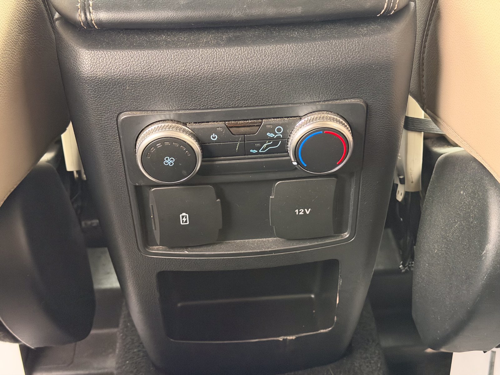 Certified 2021 Ford Explorer XLT w/ Equipment Group 202A RWD image 19