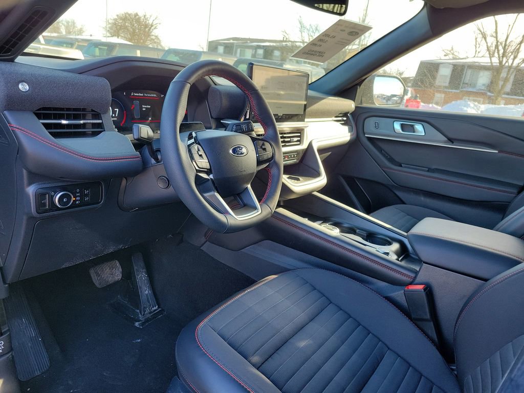 Certified 2025 Ford Explorer ST-Line w/ Premium Package image 20