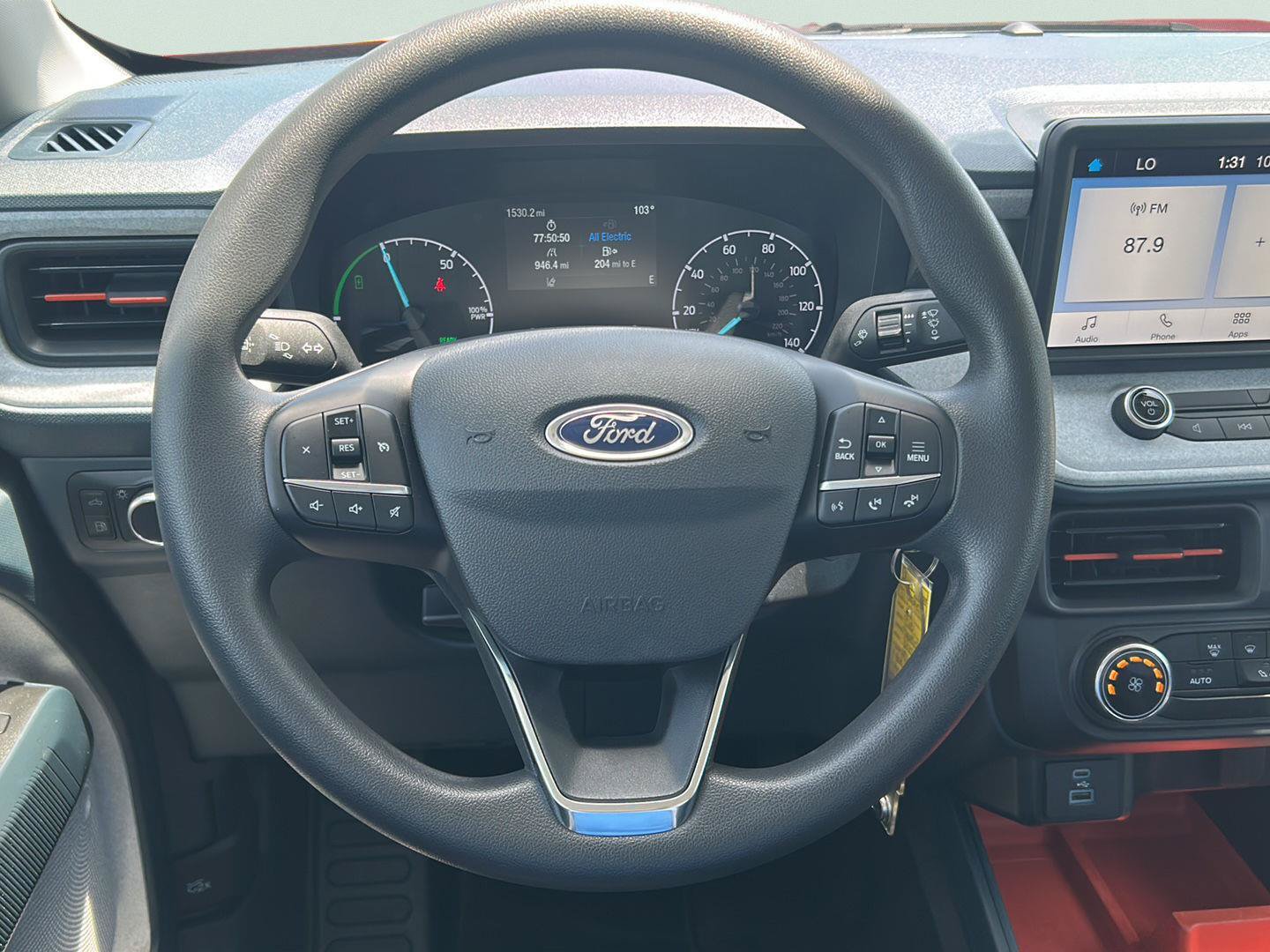 Certified 2023 Ford Maverick XLT FWD image 10