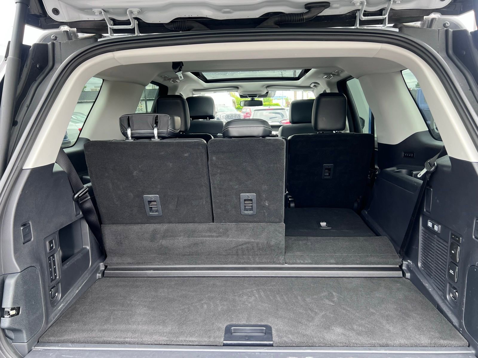 Certified 2025 Ford Expedition Platinum AWD/4WD image 20