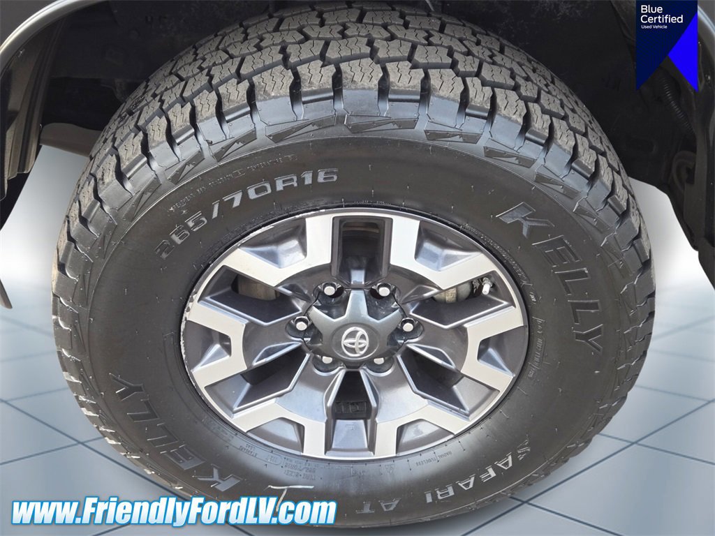 Used 2020 Toyota Tacoma SR5 image 9