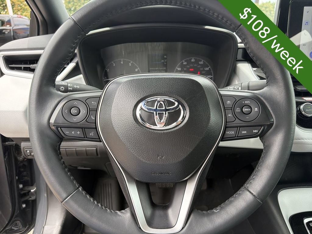 Used 2025 Toyota Corolla SE FWD image 14