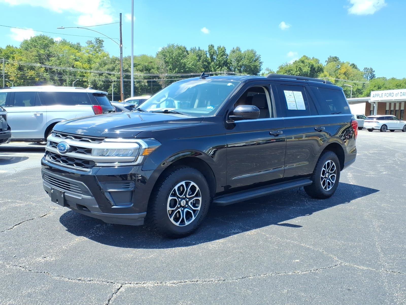 Certified 2022 Ford Expedition XLT AWD/4WD image 4