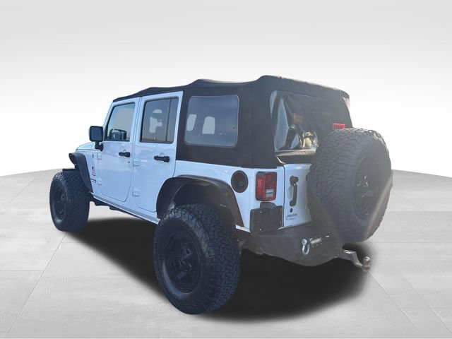 Used 2018 Jeep Wrangler Unlimited Sahara w/ Connectivity Group image 3