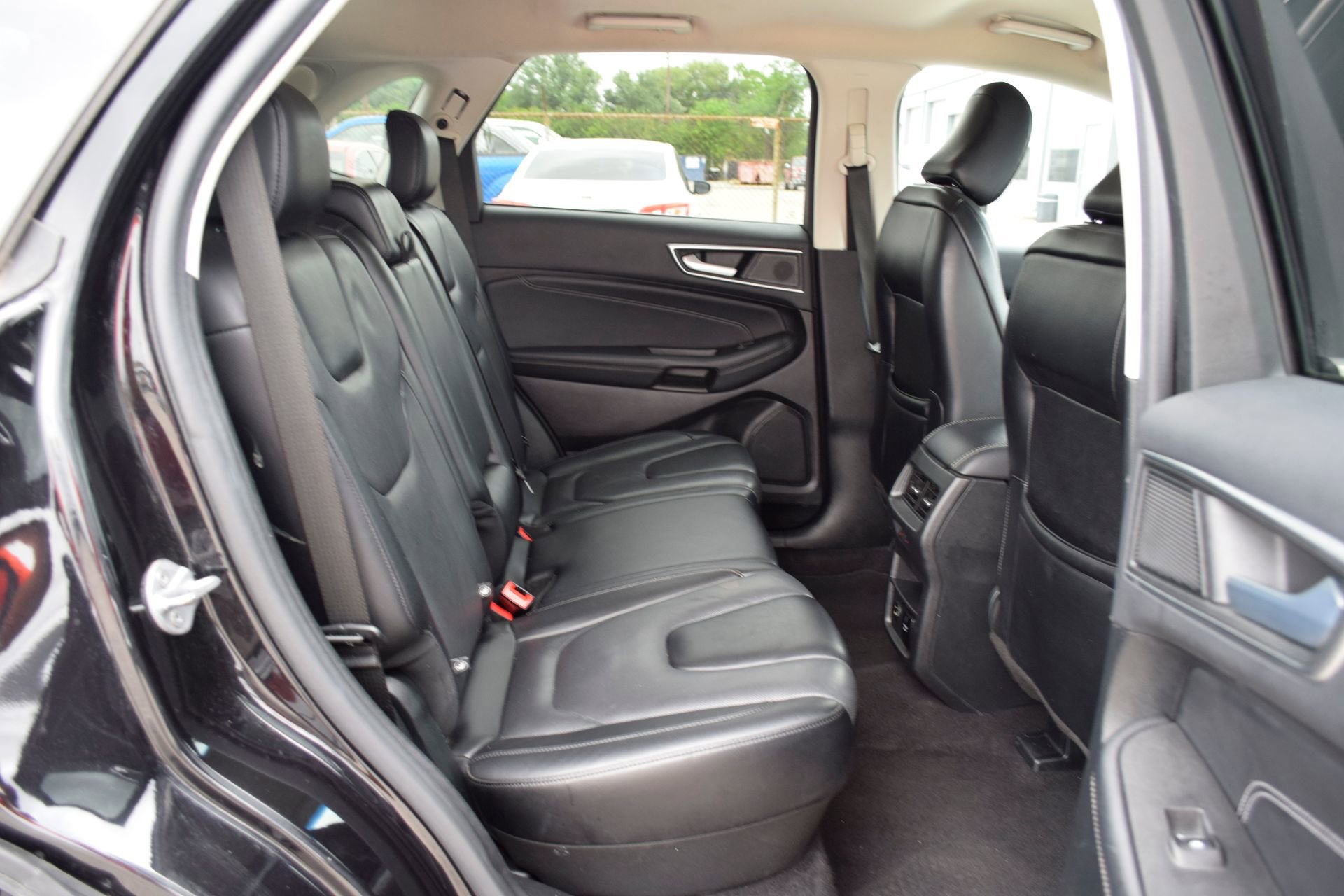 Certified 2022 Ford Edge Titanium w/ Equipment Group 301A AWD/4WD image 22