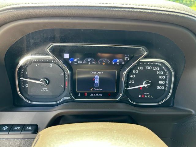 Used 2023 GMC Sierra 3500 Denali w/ Denali Black Diamond Edition AWD/4WD image 32
