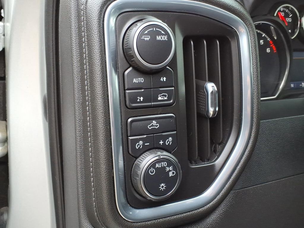 Used 2022 Chevrolet Silverado 1500 LT image 21