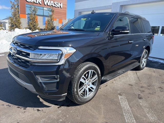 Certified 2024 Ford Expedition Limited image 9