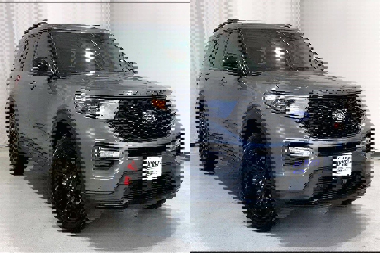 Certified 2023 Ford Explorer ST w/ Equipment Group 401A image 5