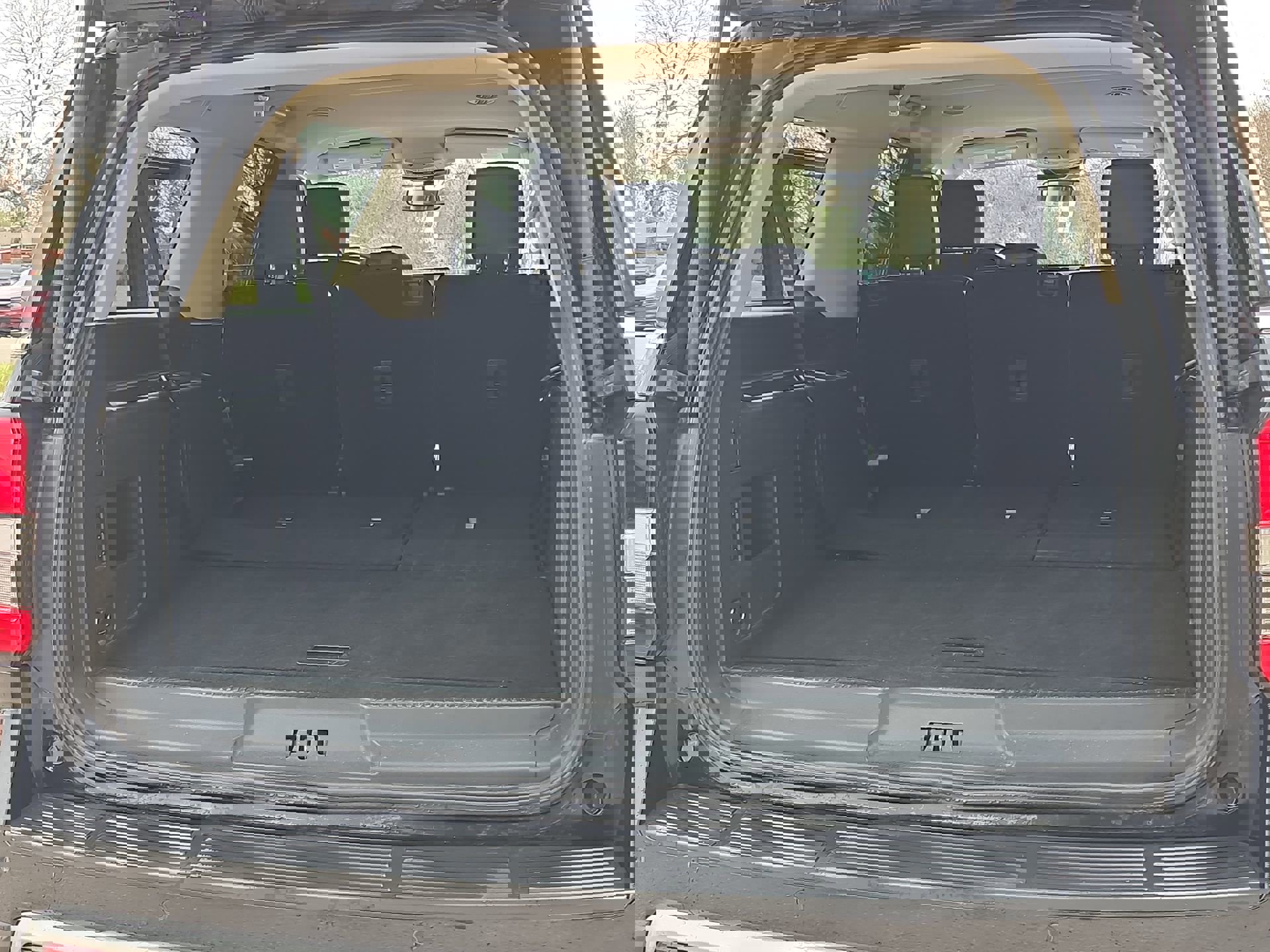 Certified 2024 Ford Expedition Max XLT image 23