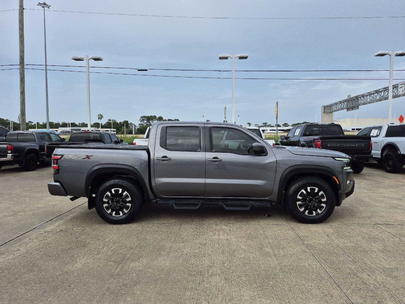 Used 2024 Nissan Frontier Pro-X w/ Technology Package RWD image 12
