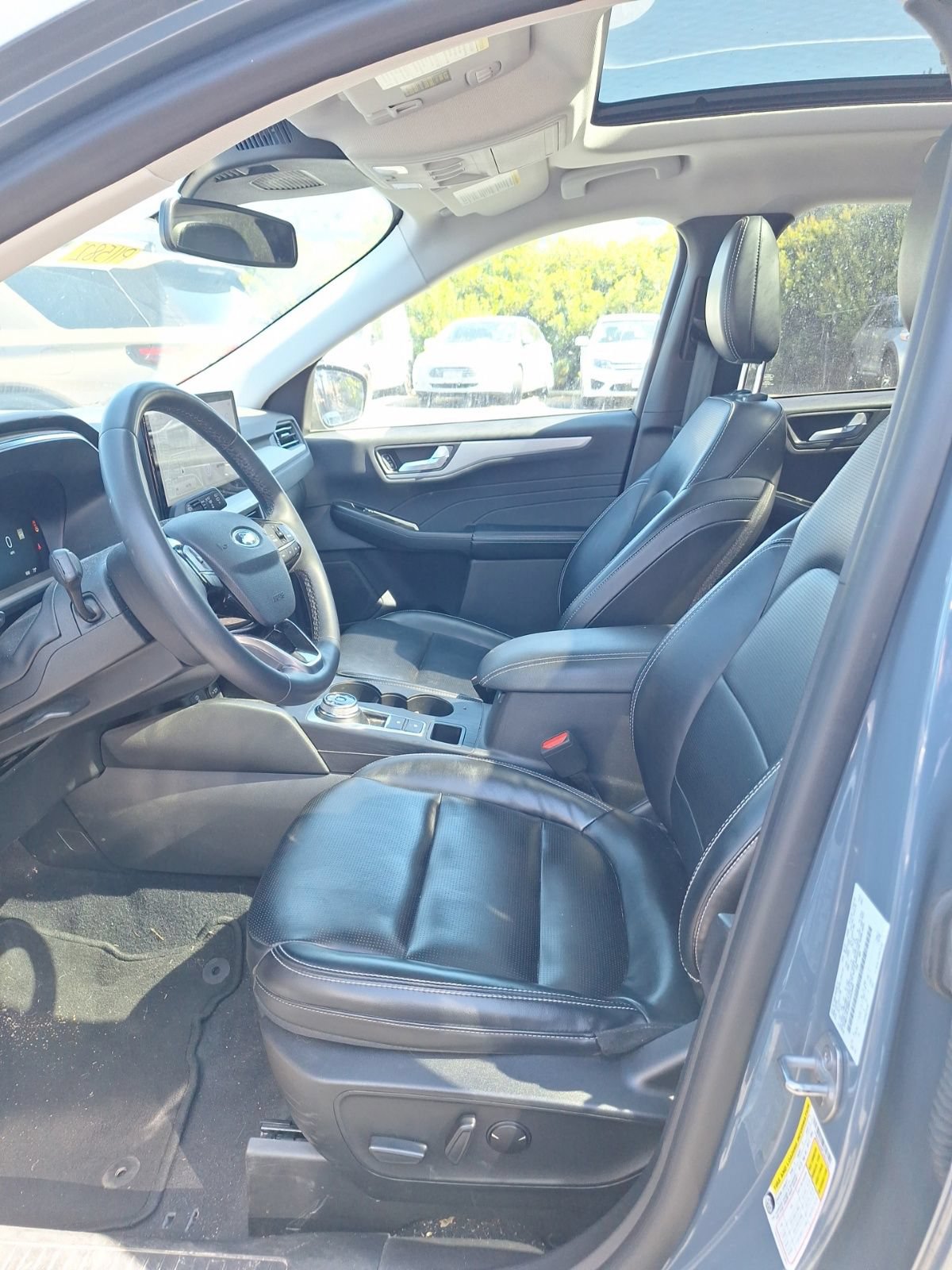 Certified 2023 Ford Escape Platinum AWD/4WD image 11
