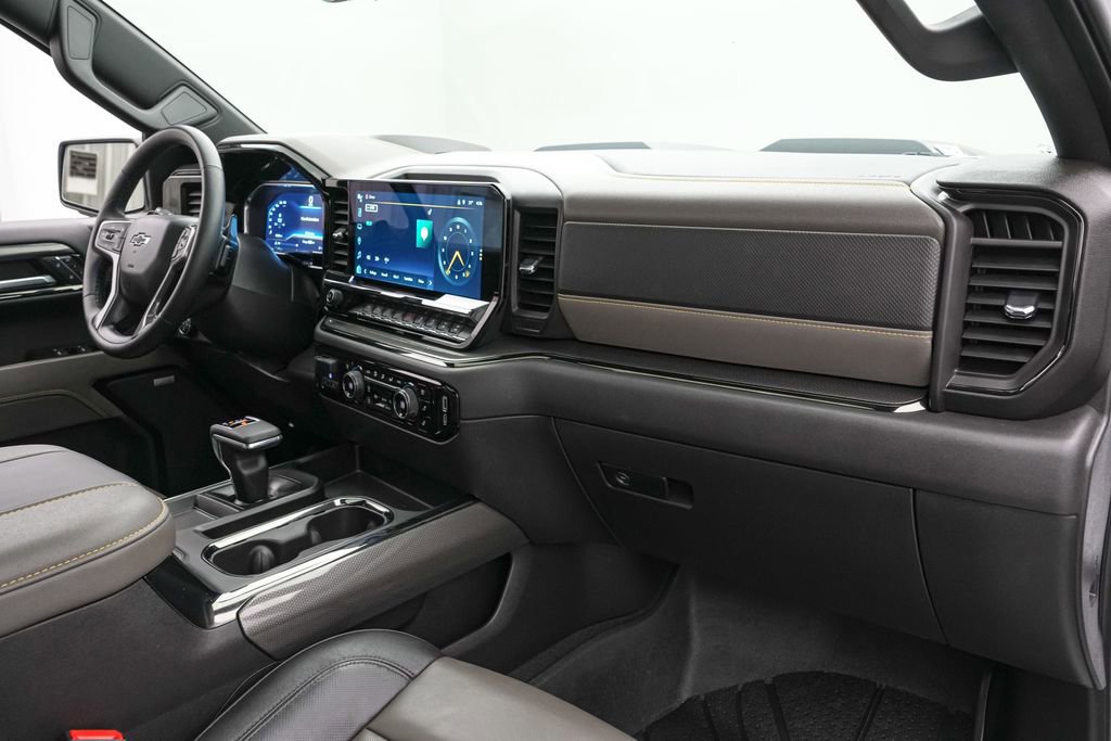 Used 2023 Chevrolet Silverado 1500 ZR2 w/ Technology Package image 28