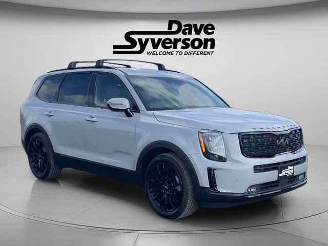 Used 2022 Kia Telluride SX w/ SX Prestige Package AWD/4WD image 3