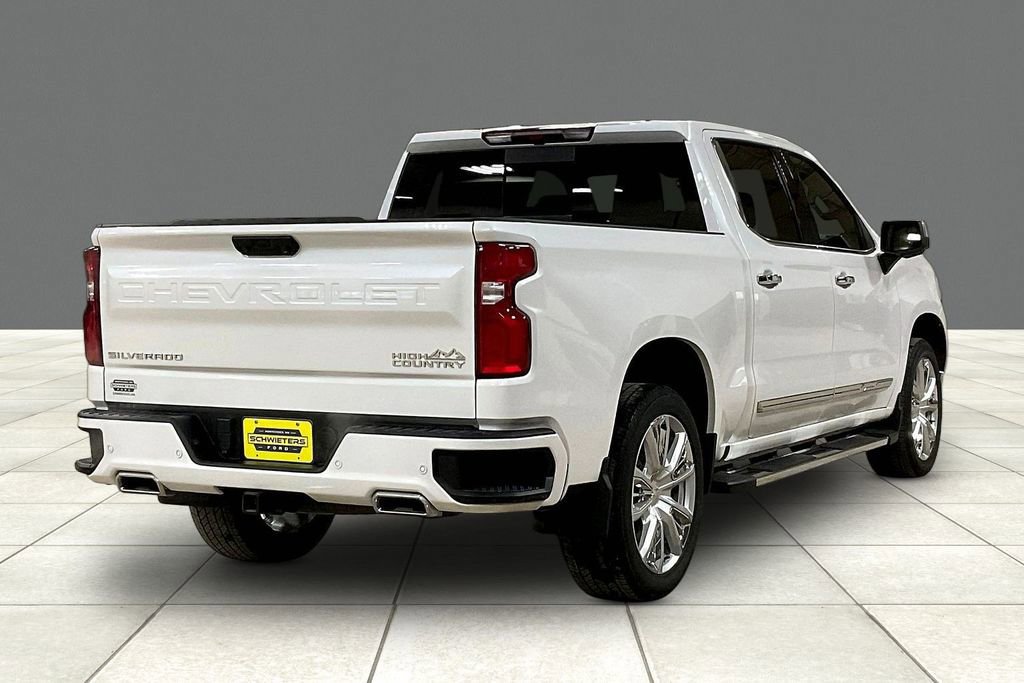 Used 2024 Chevrolet Silverado 1500 High Country w/ High Country Premium Package image 4