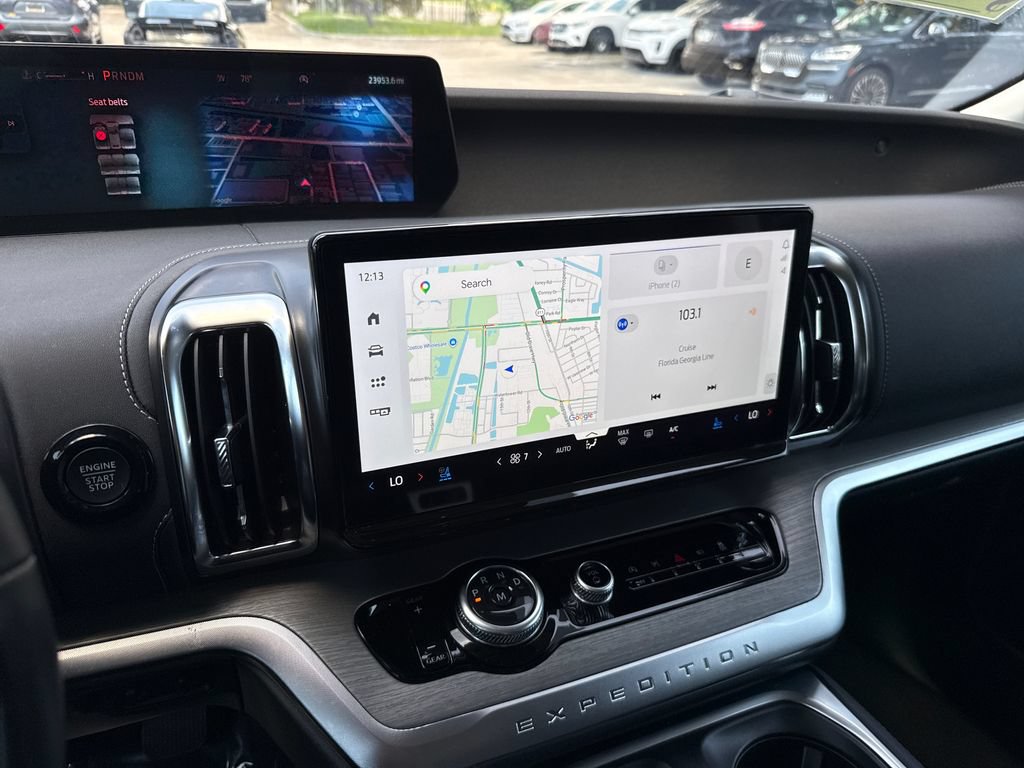 Certified 2025 Ford Expedition Max Platinum AWD/4WD image 23