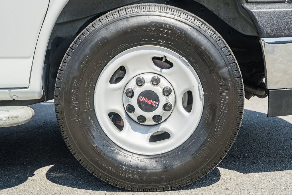 Used 2024 GMC Savana 2500 w/ Driver Convenience Package RWD image 13