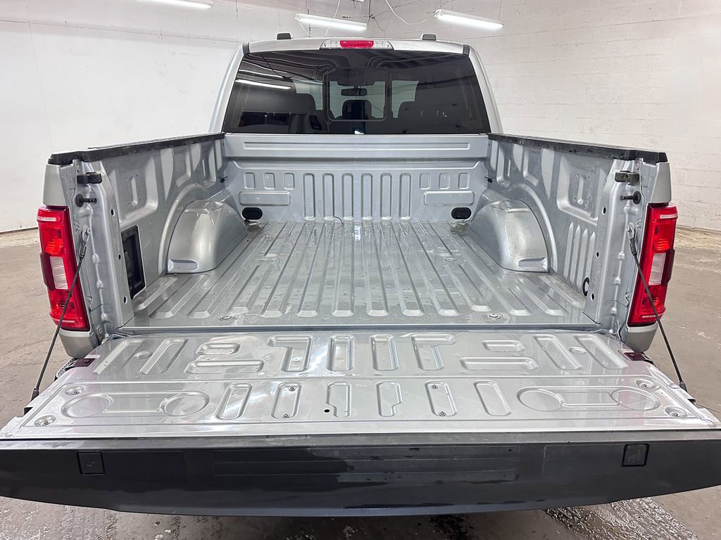 Certified 2022 Ford F150 XLT w/ Equipment Group 302A High image 19