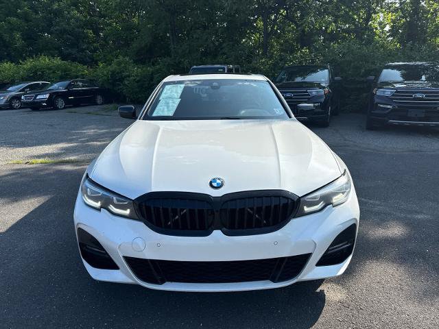 Used 2022 BMW 330i xDrive Sedan w/ M Sport Package AWD/4WD image 2
