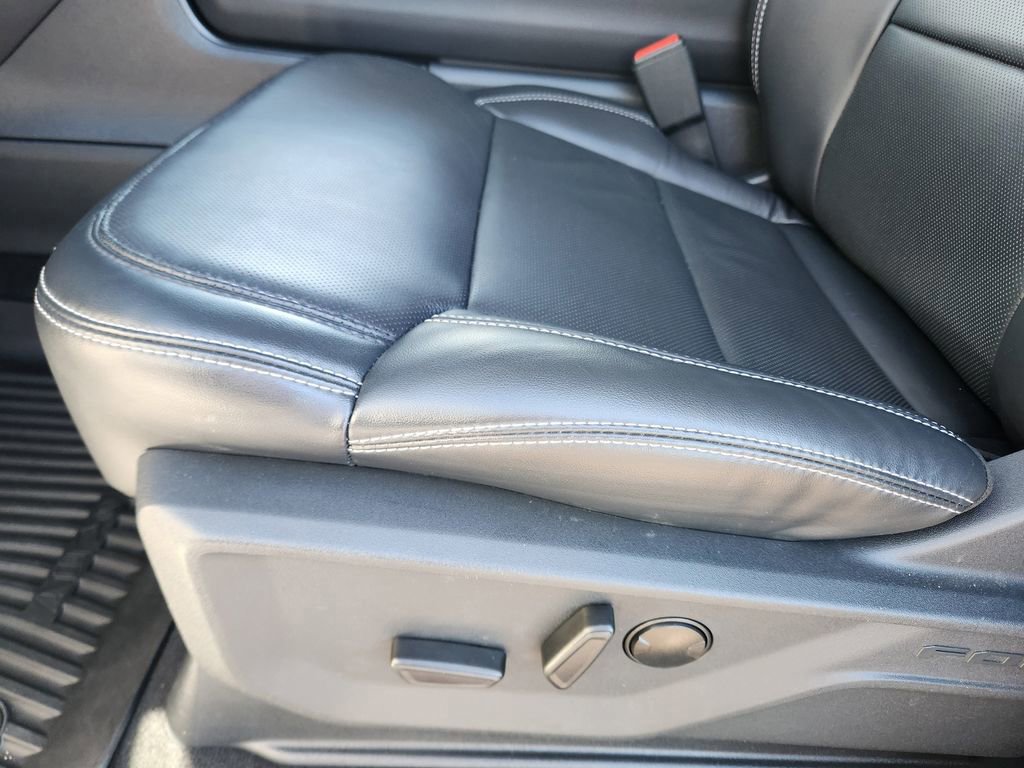 Certified 2025 Ford Expedition Platinum w/ Driver's Package image 12