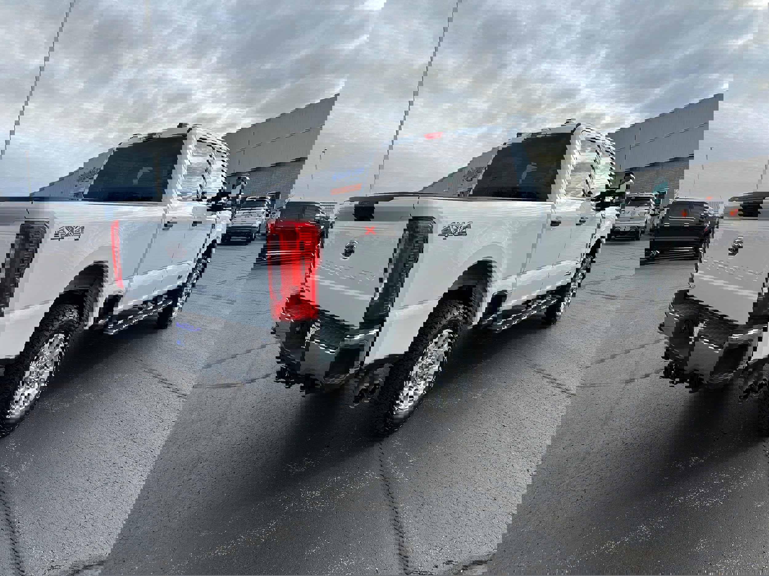 Certified 2024 Ford F250 XLT image 4